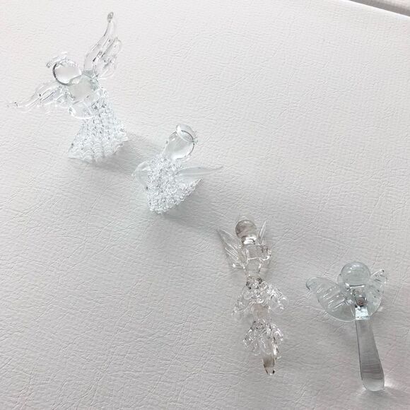 4 GLASS ANGELS: MATCHING PAIR AND 2 OTHERS - Picture 2 of 14